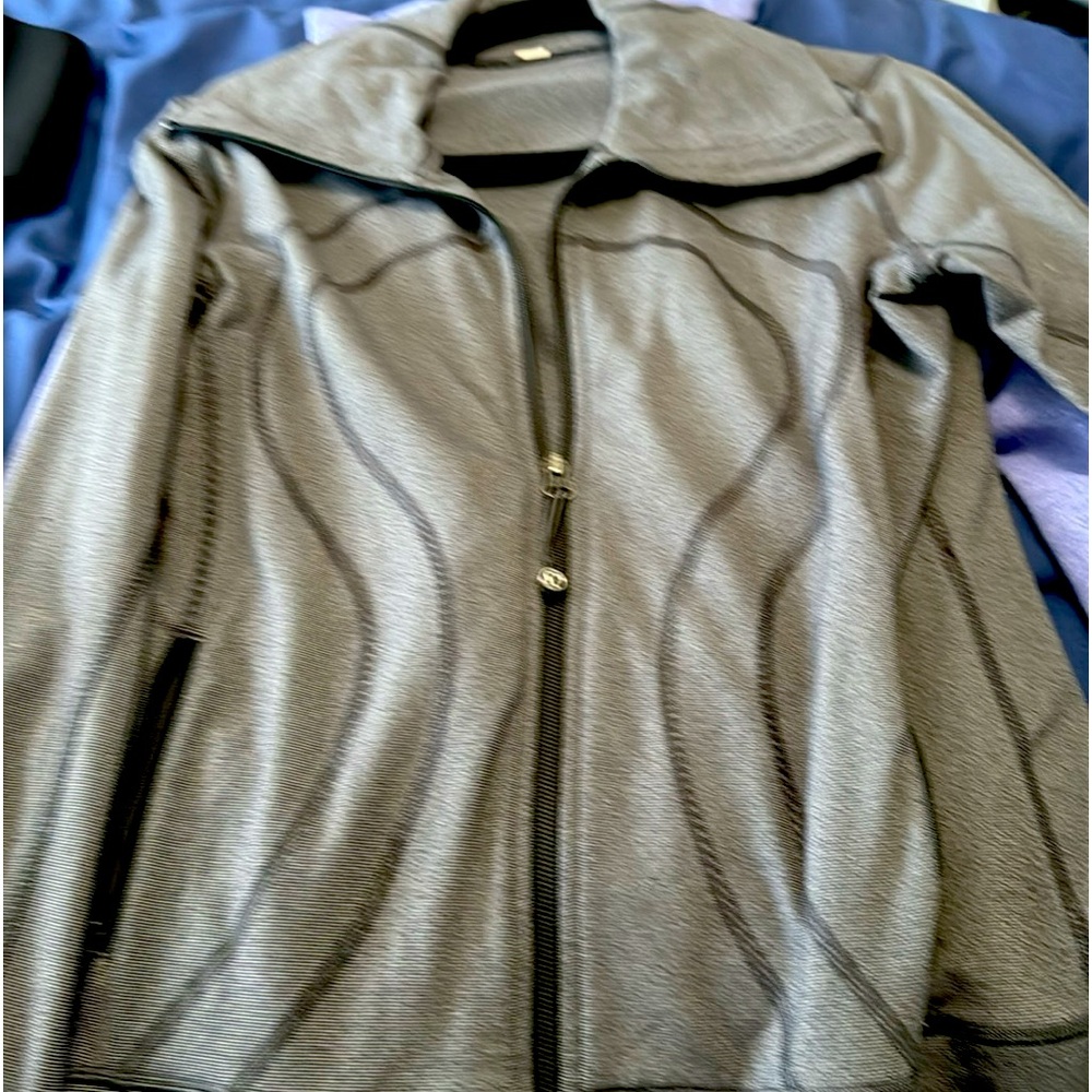 Lululemon black/grey pin stripes scuba jacket